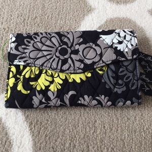 Vera Bradley NWT Baroque Strap Wallet